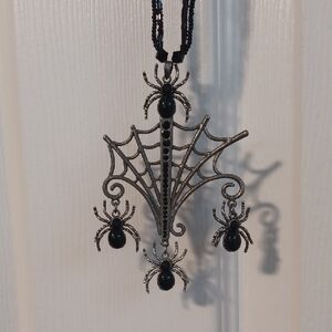 Gothic Halloween Beaded Spider Necklace